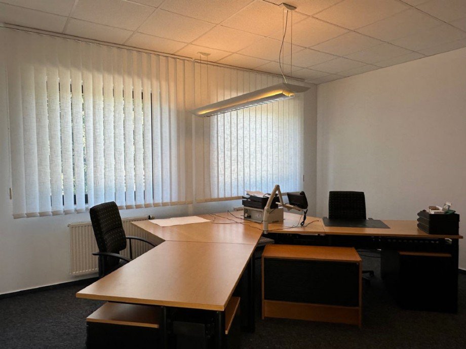 Bild22 B�ro / Praxis Detmold