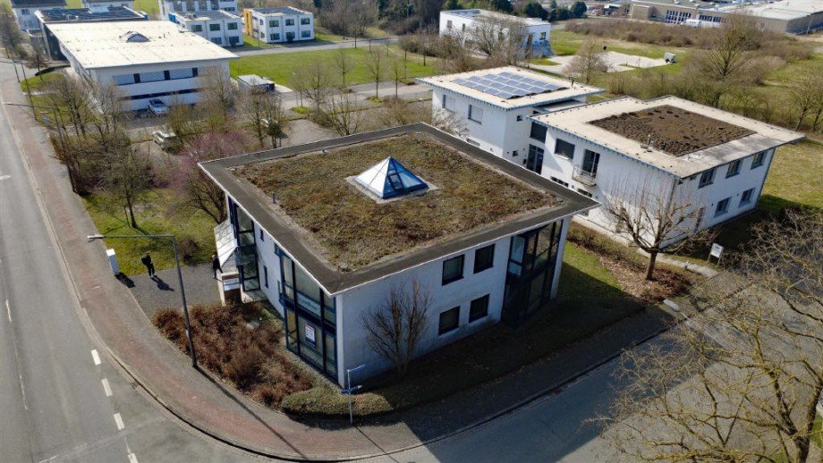 Bild2 B�ro / Praxis Detmold