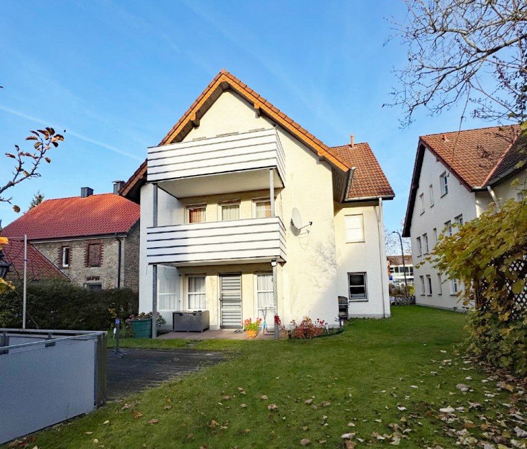 Bild1 Lage Wohnung Sch�ner Wohnen...gepflegte Drei-Zimmer-Wohnung im Herzen von Lage mit Tiefgaragenstellplatz