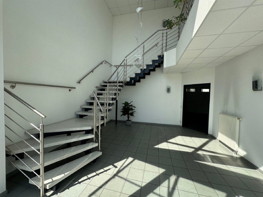 Bild7 B�ro / Praxis Detmold